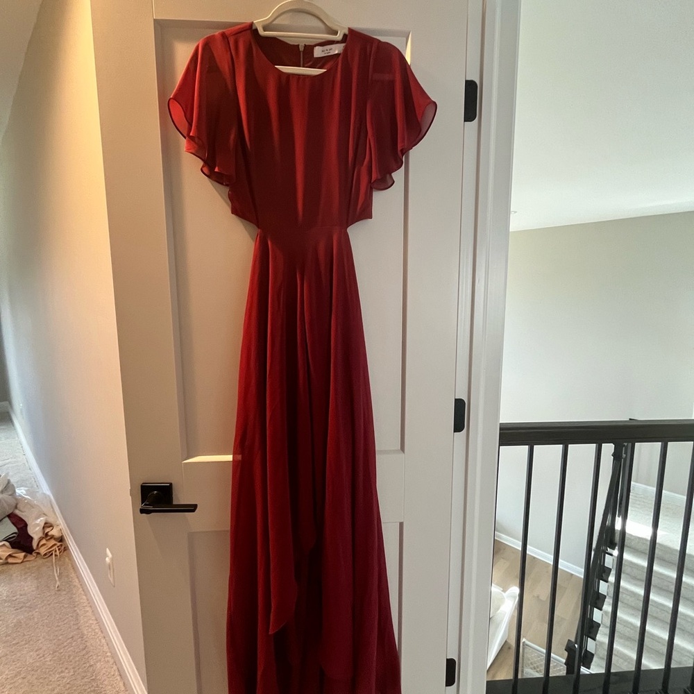 Elegant Women's Red Maxi Dress with Flutter Sleeves
